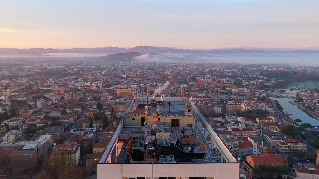 oltre 1 milione di visualizzazioni per il-video-di-federico-mecozzi-sopra-il-grattacielo